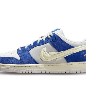 Nike SB Dunk Low Fly Streetwear Gardenia