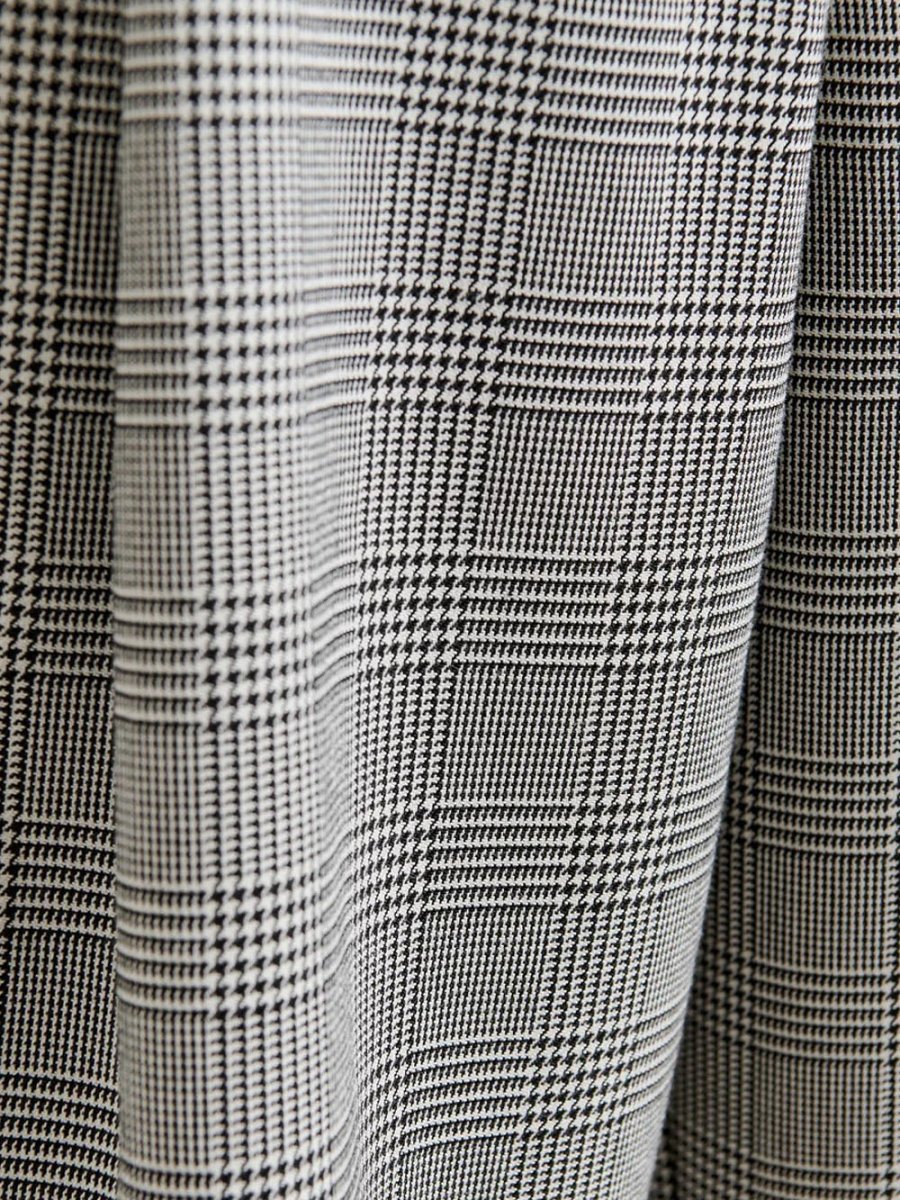 Bermuda sartoriali a gamba larga con quadri grigi e neri - immagine 7