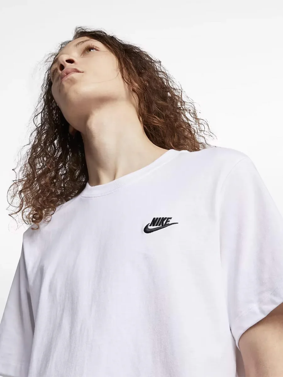 Nike t-shirt bianco con logo nero - immagine 4