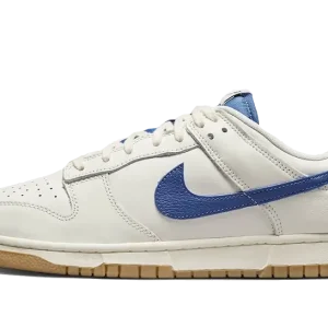 Nike Dunk Low SE Sail Dark Marina Blue