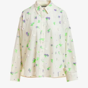 Camicia avorio con decorazioni floreali in paillettes, strass e perline viola e verdi