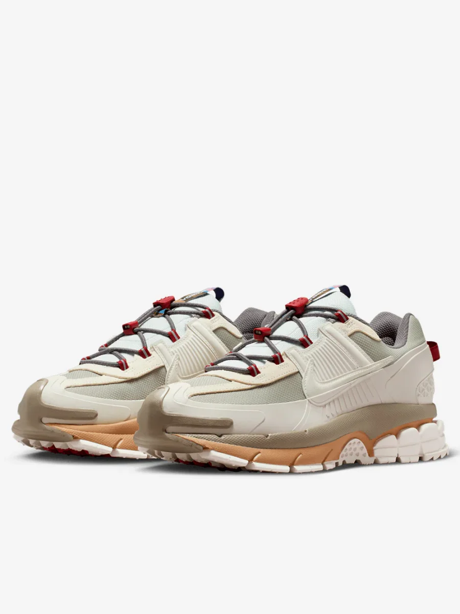 Zoom Vomero Roam Winterized 'Lunar New Year' - immagine 3