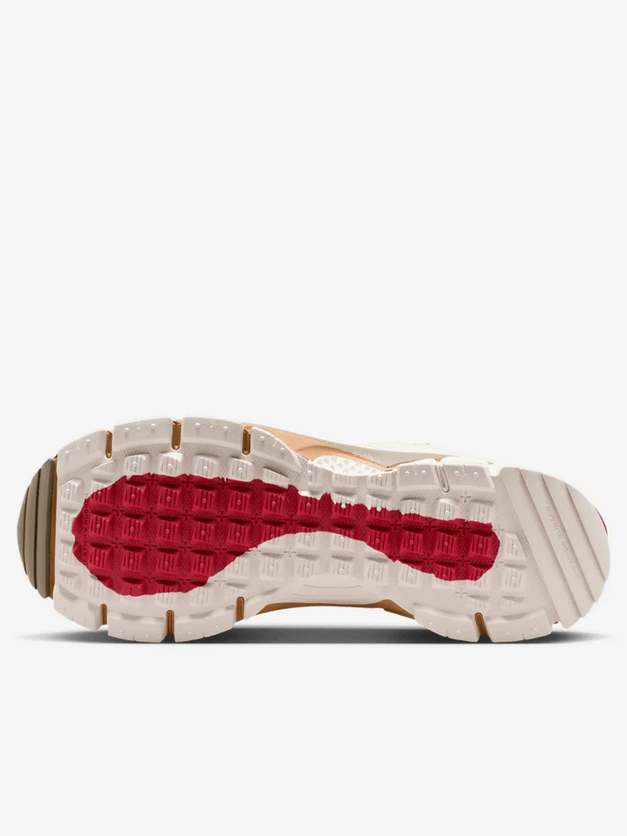 Zoom Vomero Roam Winterized 'Lunar New Year' - immagine 8